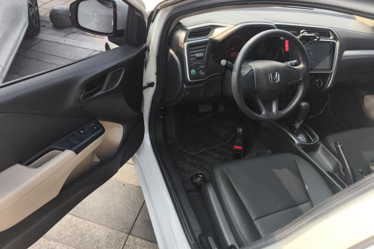 Used Honda Greiz 2016 1.5L CVT Classic Edition