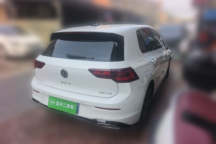 Used Volkswagen Golf 2023 Facelift 280TSI DSG R-Line Rear Right 45 Deg