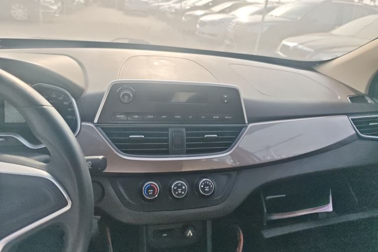 Used Baojun 310W 2017 1.5L Manual Comfort Version China V