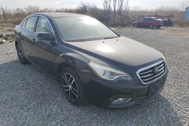 Used Bestune B50 2013 1.6L manual luxury version
