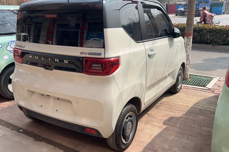 Used Wuling Hongguang MINIEV 2022 Macaron Premium Model – Lithium Iron Phosphate