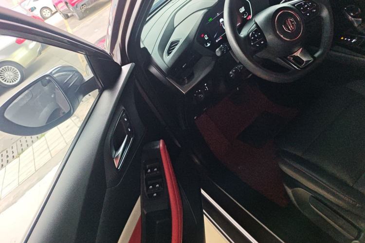 Used MG 5 2021 Revised Version 180 DVVT CVT Youth Luxury Edition Driver Seat