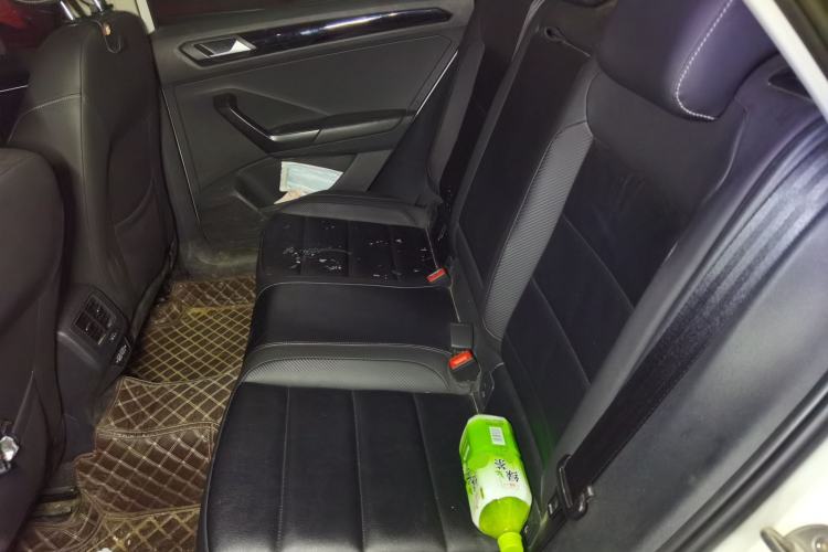 Used Volkswagen T-ROC 2018 280TSI DSG Two-Wheel Drive Comfort Version China VI Standard
