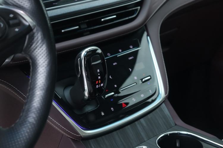 Used Buick GL8 2022 Avenir Aivia Six-Seat Deluxe Edition Gear Lever