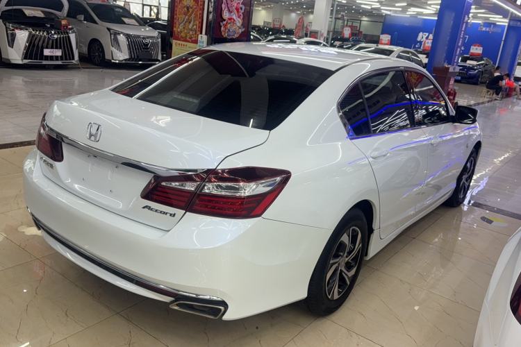 Used Honda Accord 2016 2.0L Comfort Edition
