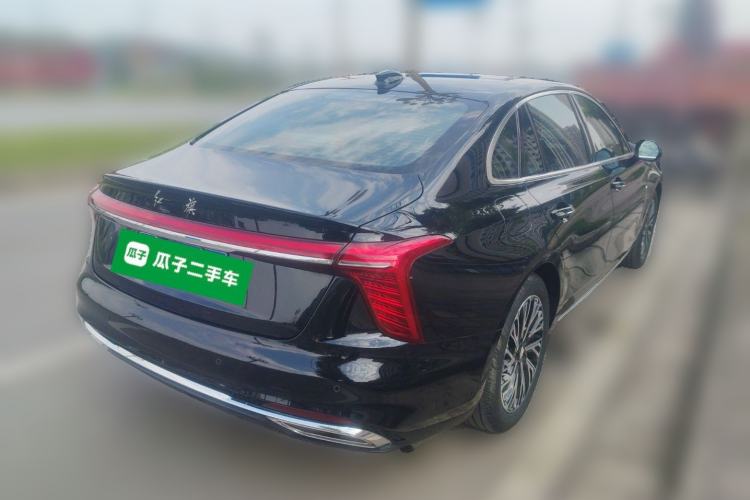 Used Hongqi H5 2024 2.0T Automatic Smart Connect Flagship Edition Rear Right 45 Deg