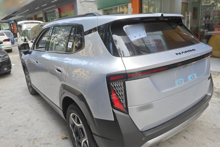 Used Dongfeng NAMMI 06 2025 401 Pro