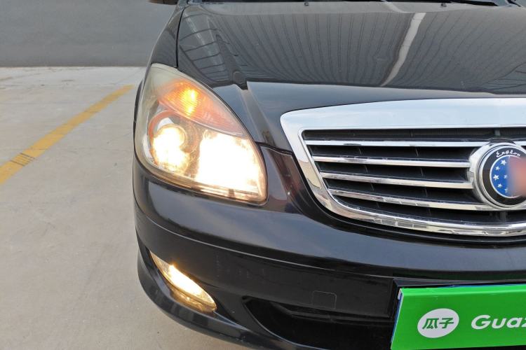 Used Geely Auto Ocean 2012 Energy-Saving Model 1.5L Manual Elite Edition Right Front Headlight