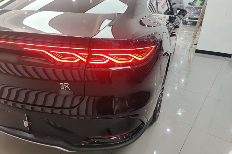Used BYD Han 2025 DM-i Intelligent Driving Edition 125KM LiDAR Flagship Model Right Rear Taillight