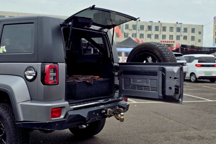 Used BAIC Off-Road BJ40 2022 2.0T Automatic Four-Wheel Drive Ring of the Tower Champion Edition