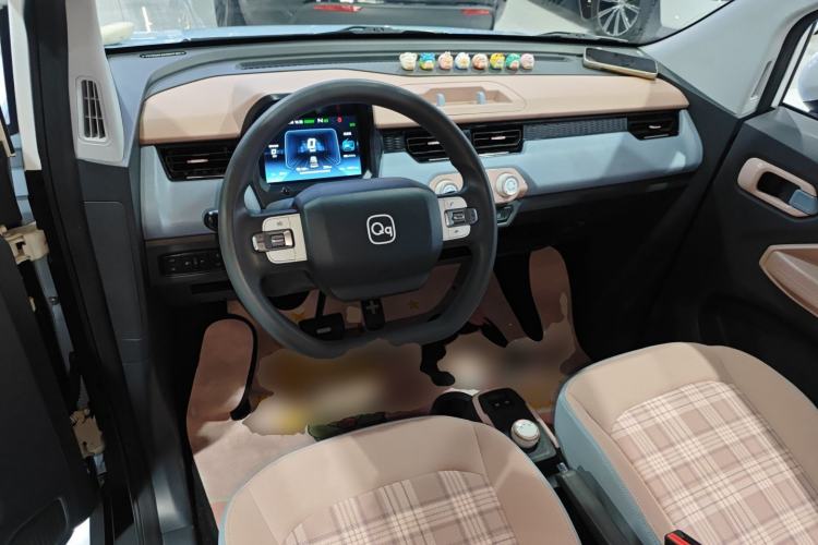 Used Chery QQ Ice Cream 2024 205km Sundae+ Center Console