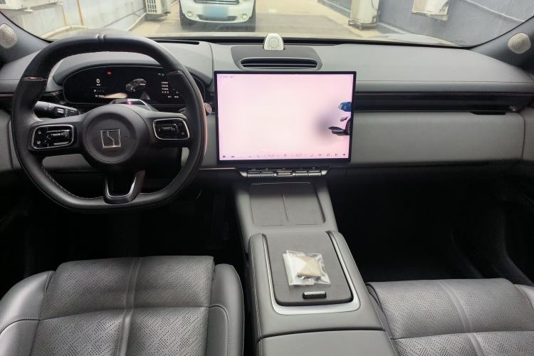 Used Zeekr 7X 2025 75 kWh Rear-Wheel Drive Intelligent Driving Version Center Console