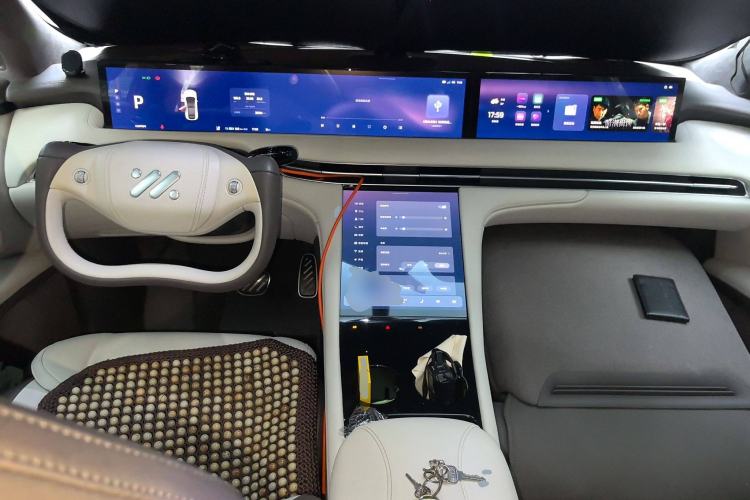 Used IM LS7 2023 100kWh Lux All-Wheel-Drive Version