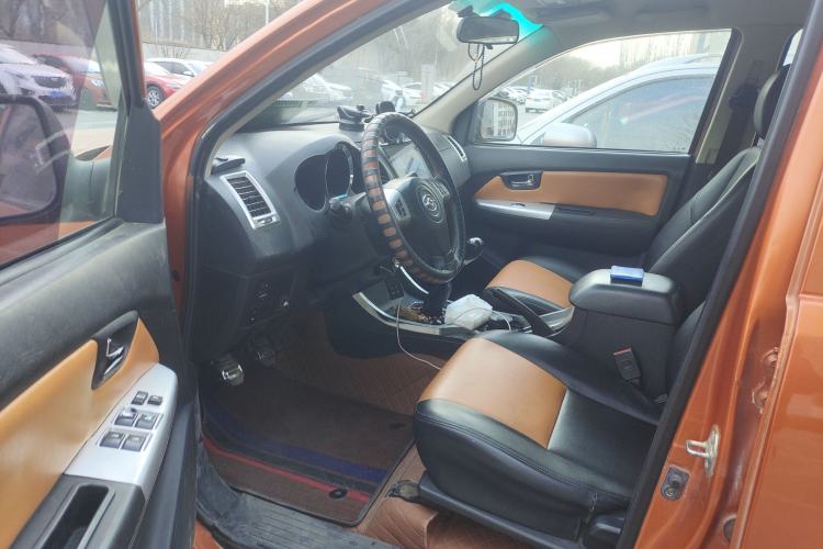 Used Huanghai Jiaolong 2015 2.4L Two-Wheel Drive Gasoline Sport Edition 4G69S4N
