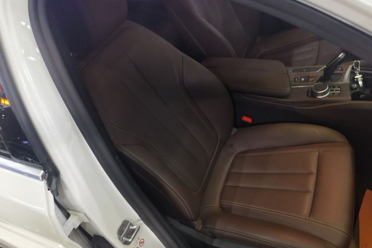 Used BMW 5 Series 2020 525Li M Sport Package