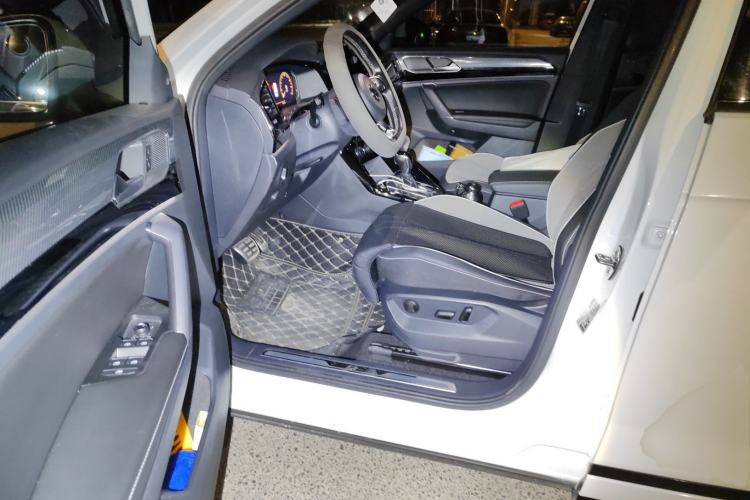 Used Volkswagen Tayron 2019 380TSI Four-Wheel Drive R-Line China VI-standard