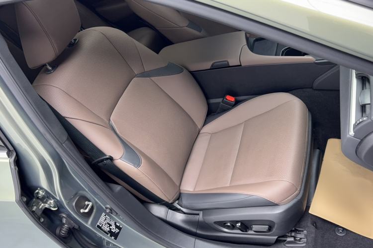 Used Lexus ES 2022 200 Excellence Edition