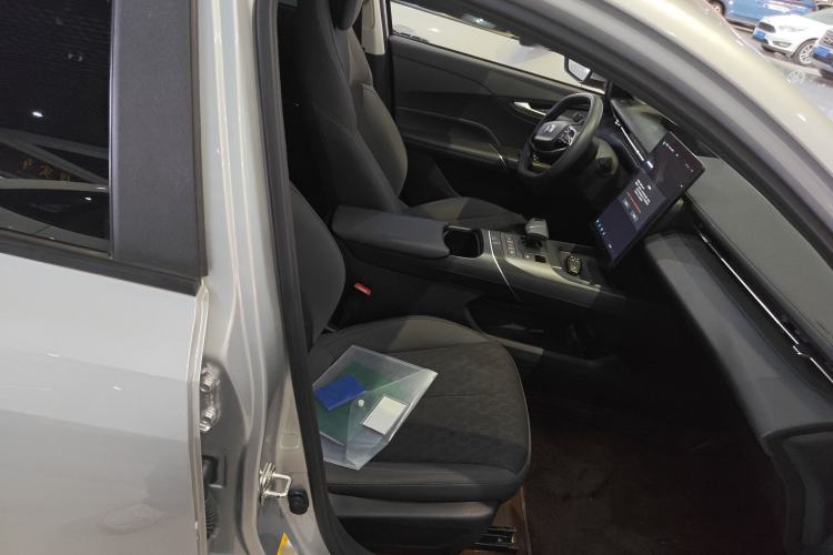 Used Qiyuan A05 2024 70 Pro
