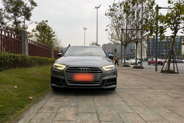 Used Audi A3 2020 Limousine 35 TFSI Fashion Edition China VI Emission Standard
