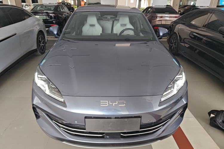 Used BYD Seal 06 New Energy 2025 DM-i Smart Drive 120KM Deluxe Model Front