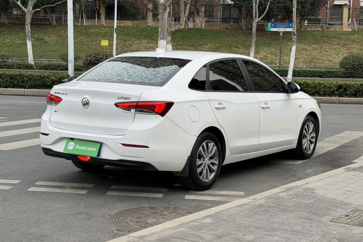 Used Buick GT 2018 18T Automatic Elite Model