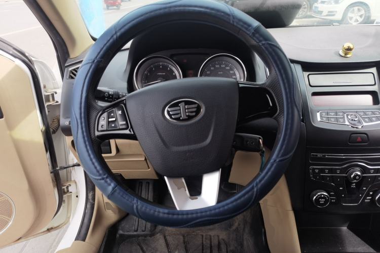 Used Bestune B50 2013 1.6L manual Comfort trim level