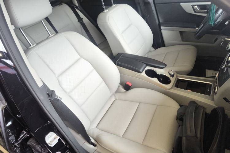 Used Mercedes-Benz GLK-Class 2014 GLK 260 4MATIC Dynamic Model
