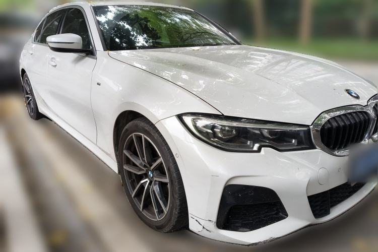 Used BMW 3 Series 2020 320Li M Sport Package Front Right 45 Deg