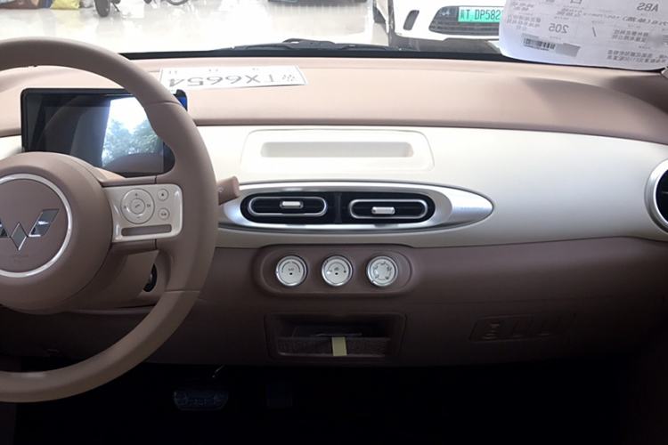 Used Wuling Hongguang MINIEV 2025 Four-Door Version Advanced Edition