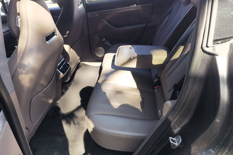 Used Hima Luxeed R7 2025 Range-Extended Version 251 km Max