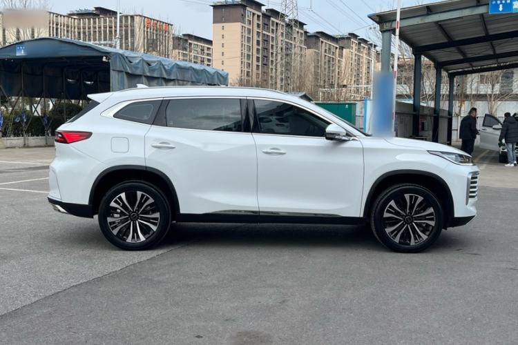 Used EXEED Lingyun 2024 300T Two-Wheel Drive Starlight Edition Exterior 6