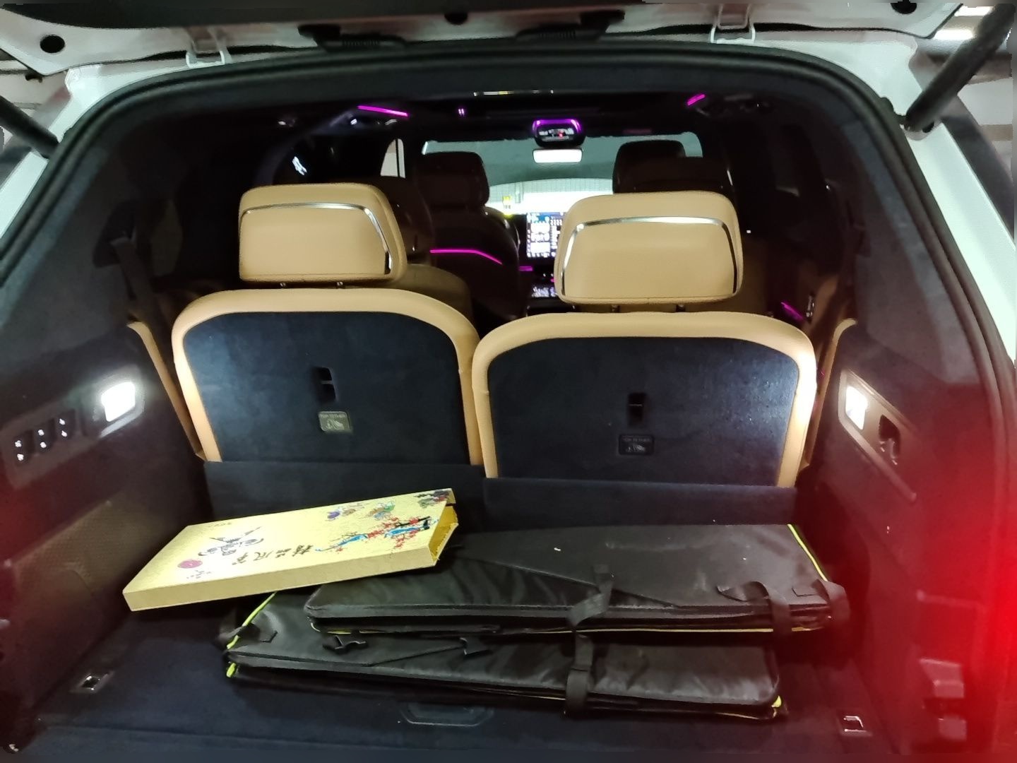 Zeekr 9X 2025 Hyper Edition 70kWh — снимка 19