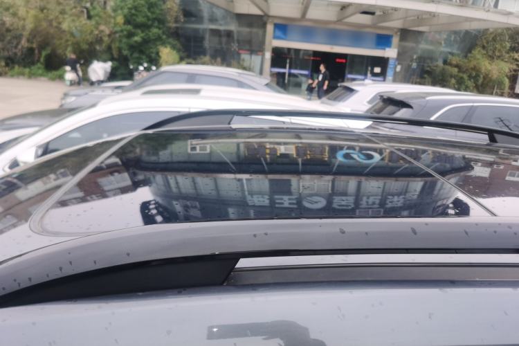 Used Roewe RX5 2021 PLUS 330TGI Automatic National Style Smart Luxury Edition Roof