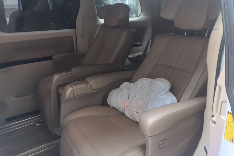 Used Toyota Alphard 2012 3.5L Luxury Edition