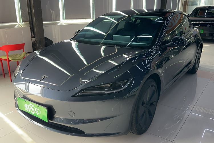 Used Tesla Model 3 2023 Rear-Wheel-Drive Version Front Left 45 Deg