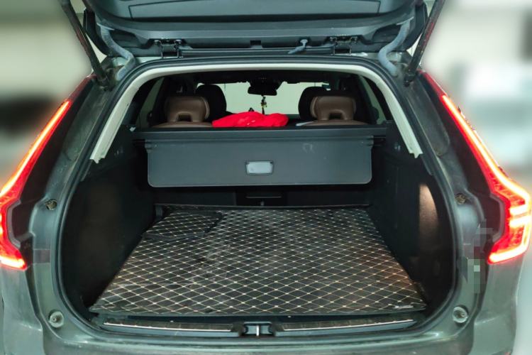 Used Volvo XC60 2020 T5 4x4 Zhiyi Luxury Edition