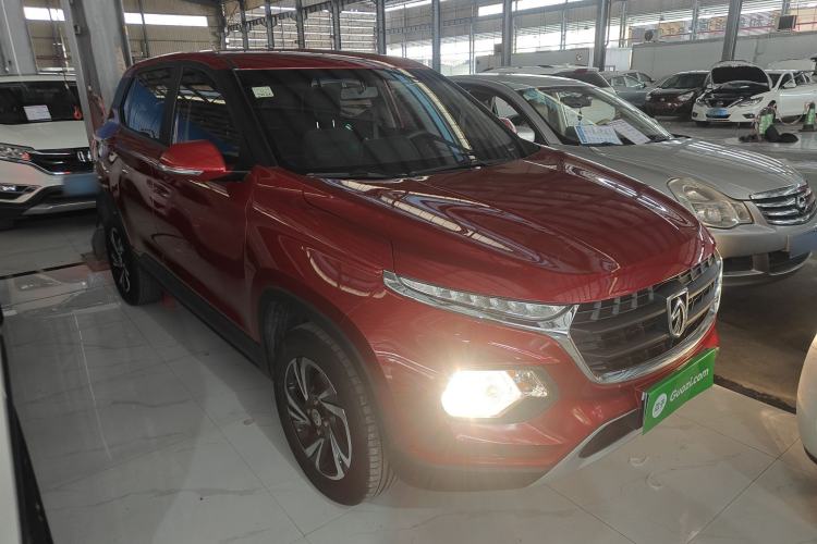 Used Baojun 510 2017 1.5L manual Comfort trim