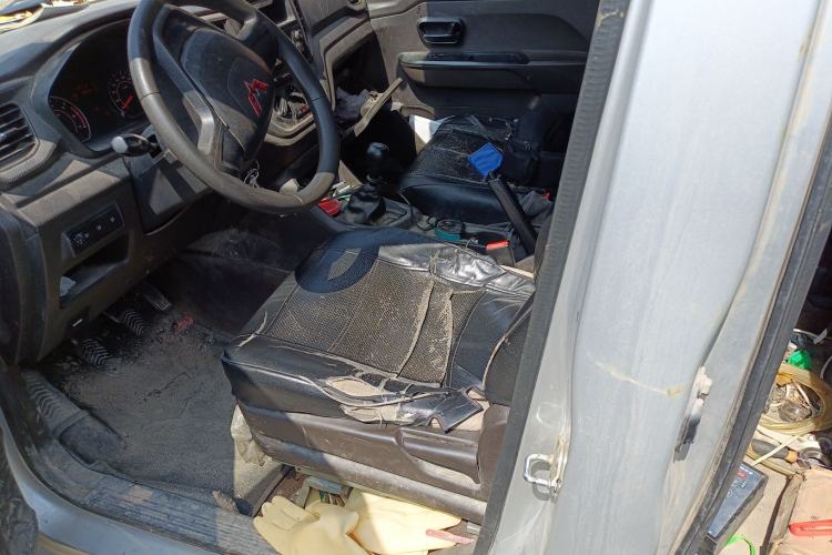 Used Wuling Hongguang V 2022 1.5L Jingqu Edition Electric-Assist LAR
