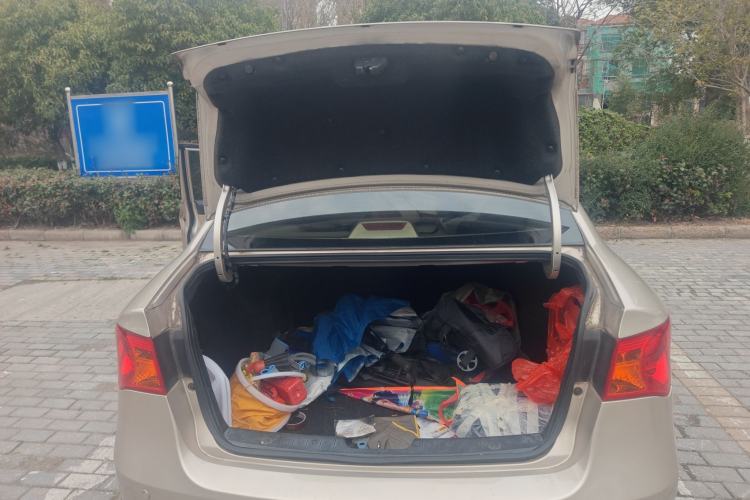 Used Roewe 350 2013 350S 1.5L Manual Xunchi Edition
