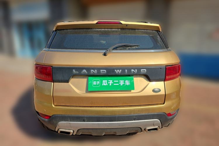 Used Land X7 2015 2.0T Panoramic Luxury Edition
