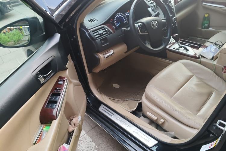 Used Toyota Camry 2013 2.5G Comfort Edition Driver Seat