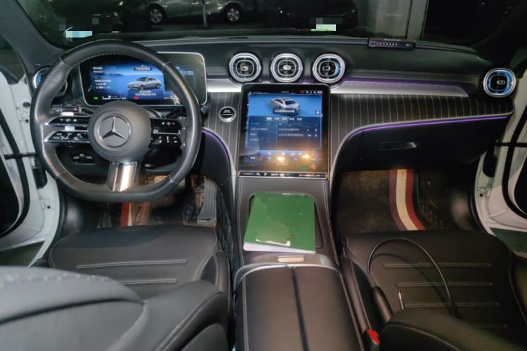 Used Mercedes-Benz C-Class New Energy 2023 C 350 eL Center Console