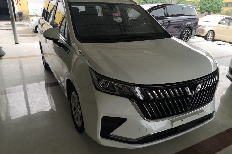 Used Wuling Jiachen 2022 1.5T Manual Light Enjoyment Dynamic Version
