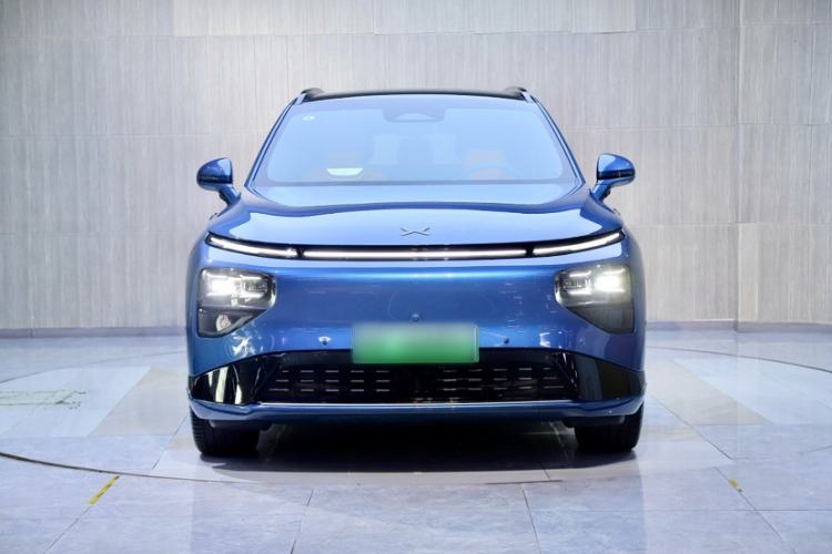 Used XPeng G9 2025 725 with Ultra-Long Range Max Exterior 1