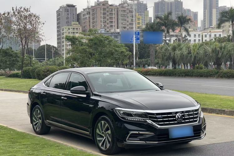 Used Volkswagen Passat New Energy 2020 430 PHEV Hybrid Luxury Edition China VI Standard Front Right 45 Deg