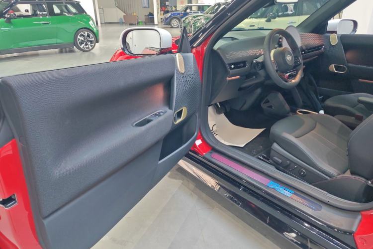 Used MINI Electric COOPER JCW 2025 Model Montecarlo Night 60th Anniversary Edition Driver Seat