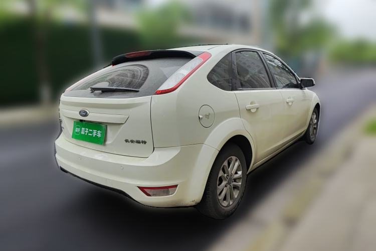 Used Ford Focus 2013 Hatchback Classic 1.8L Manual Base Model Rear Right 45 Deg