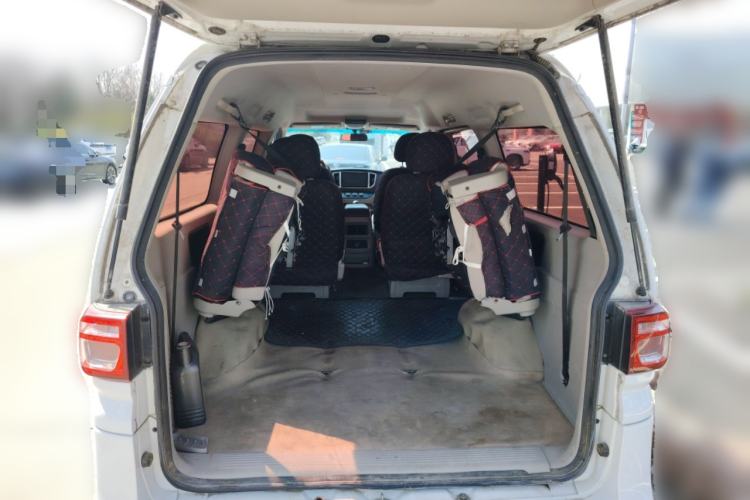 Used FORTHING Lingzhi 2017 M5L 1.6L 7-Seater Standard Model