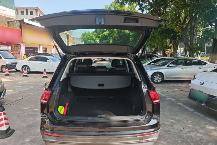 Used Volkswagen Tiguan L 2021 330TSI Automatic Two-Wheel Drive Comfort Edition