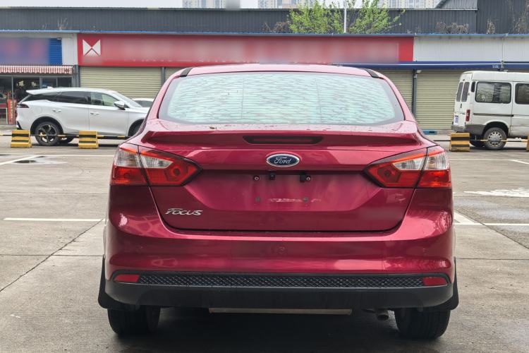 Used Ford Focus 2012 Sedan 1.6L Automatic Fashion Edition Exterior 5